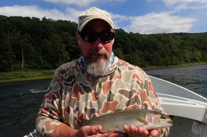 guided fly fishing for rainbow trout delaware river new york pocono mountains pennsylvania filingo fly fishing