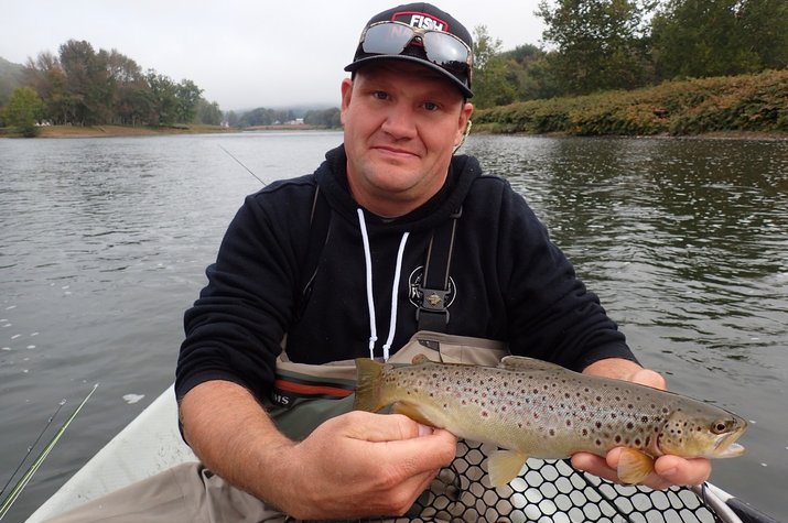 new york upper delaware river guided fly fishing for big trout filingo fly fishing