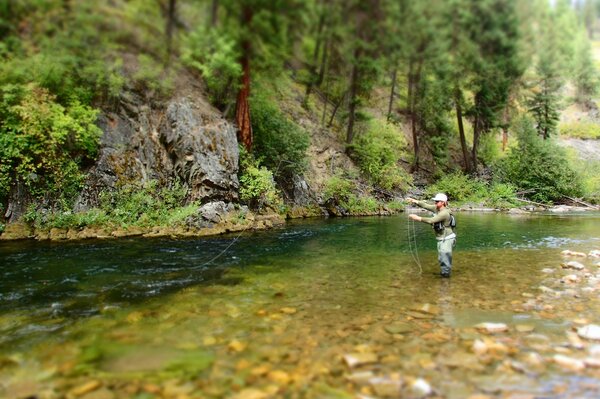 guided fly fishing tours in Montana with filingo fly fishing (930)