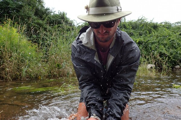 guided fly fishing in the pocono mountains with jesse filingo of filingo fly fishing for brown trout (602)