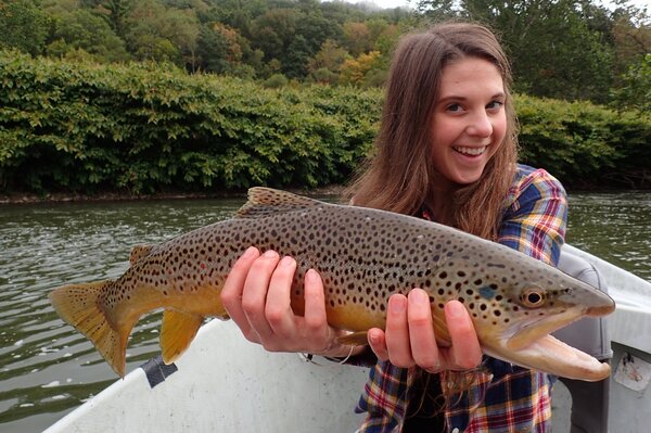 guided fly fishing the delaware river for big trout with jesse filingo of filingo fly fishing (953)