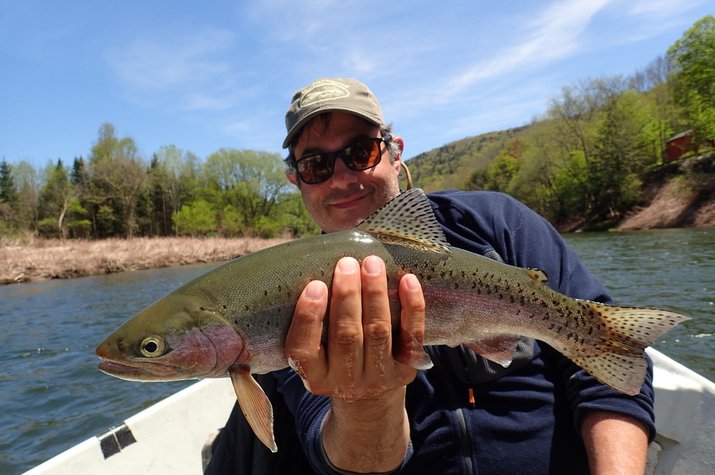 guided fly fishing the delaware river in new york and pennsylvania with filingo fly fishing