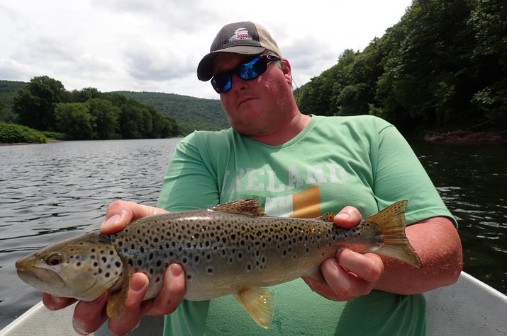 guided fly fishing float trip new york delaware river pennsylvania pocono mountains filingo fly fishing