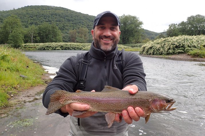 upper delaware river guided fly fishing float trips for big trout with filingo fly fishing