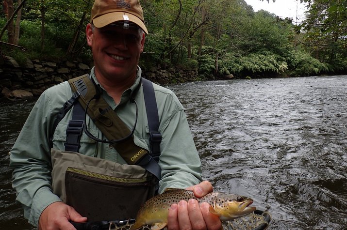 fly fishing the pocono mountains with filingo fly fishing on a guided fly fishing tour
