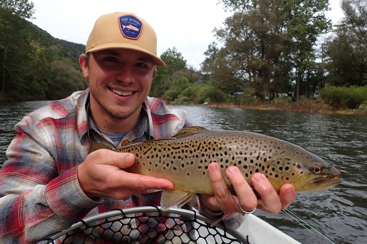 fly fishing the upper delaware river on a guided fly fishing float trip with filingo fly fishing for brown trout
