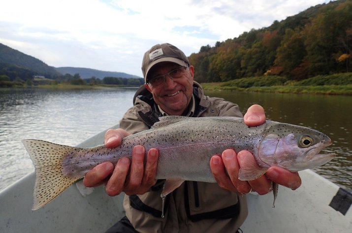 guided fly fishing float tours on the delaware river for big trout with filingo fly fishing