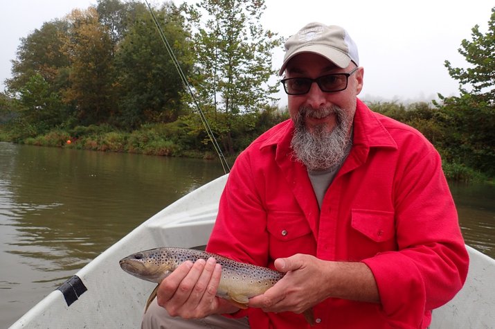 guided fly fishing float trips on the delaware river for large trout with filingo fly fishing