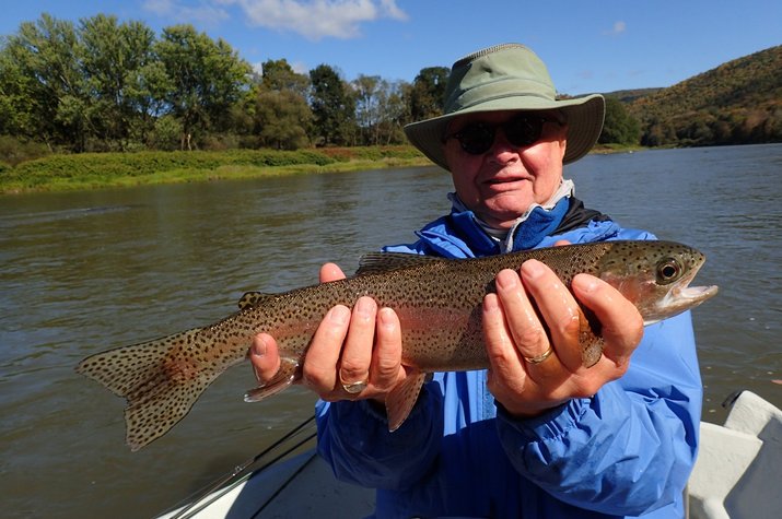 guided fly fishing trips on the delaware river for big trout with filingo fly fishing