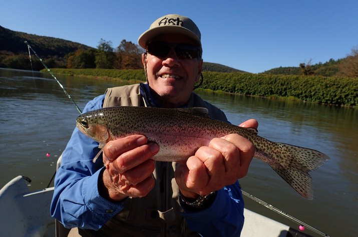 guided fly fishing float trips on the upper delaware river for wild rainbow trout with filingo fly fishing