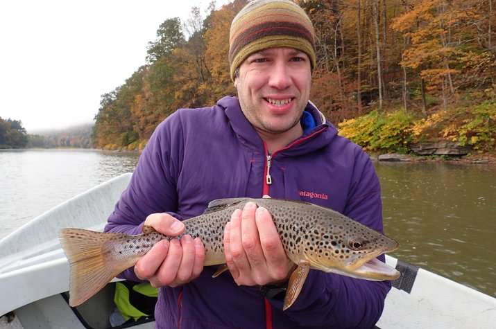 guided fly fishing float trips on the upper delaware river for big trout with filingo fly fishing