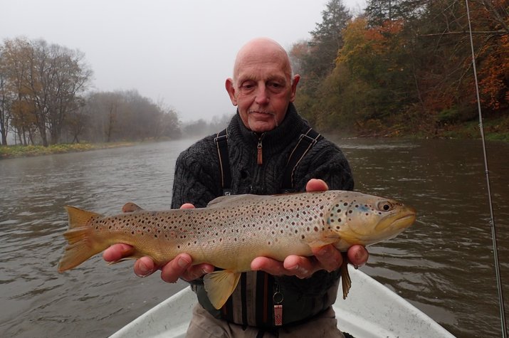 guided fly fishing upper delaware river new york fishing guide jesse filingo