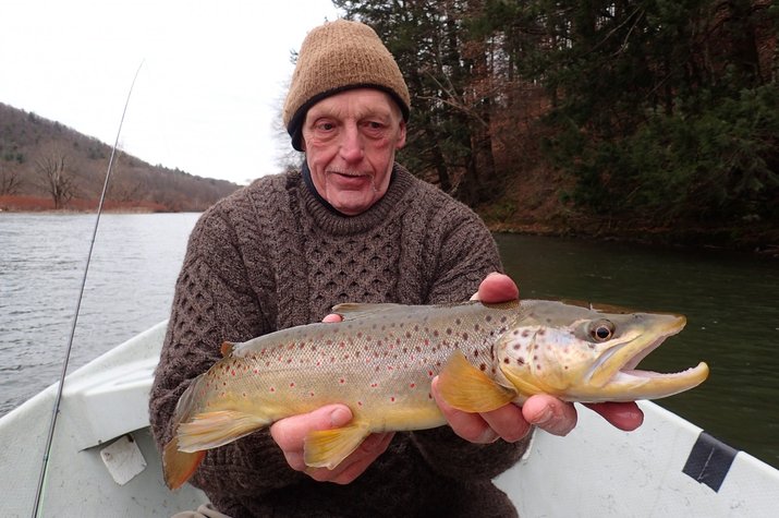 guided fly fishing on the upper delaware river in new york and pennsylvania with filingo fly fishing