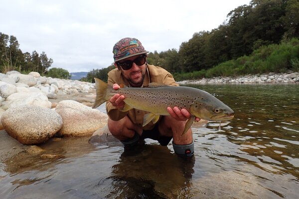 guided fly fishing tours on the delaware river for trout (732)